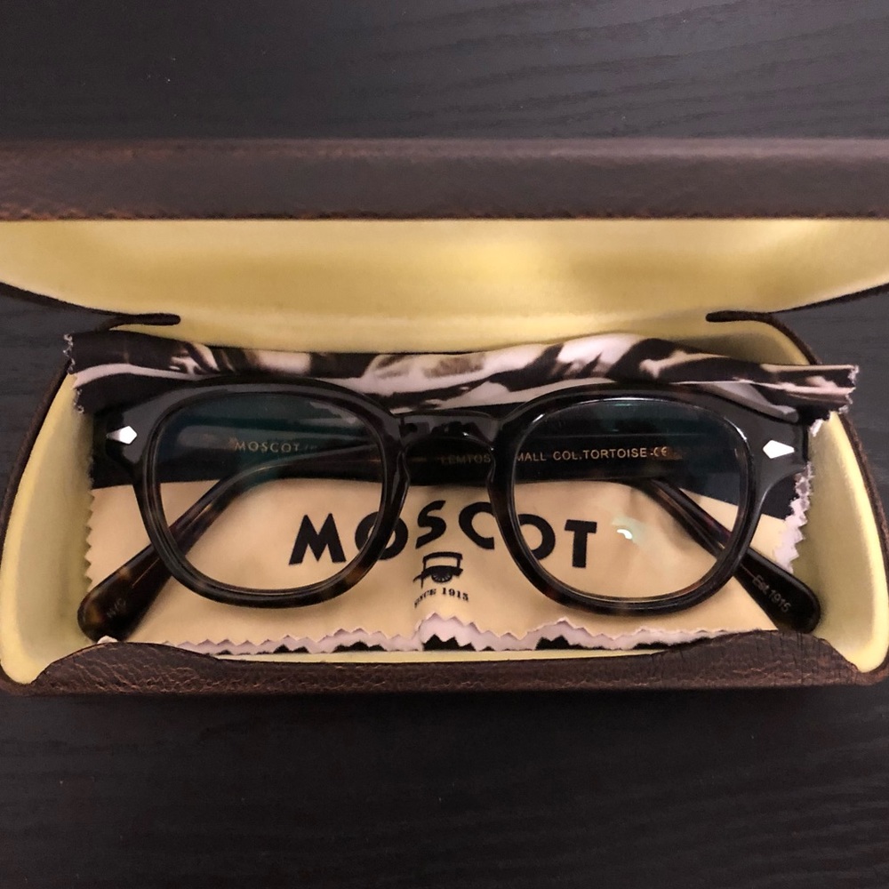 Vintage Moscot Lemtosh Tortoise Size Small